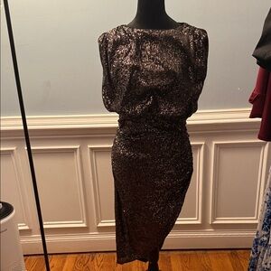 Elegant Sequin Dress in Black/gold